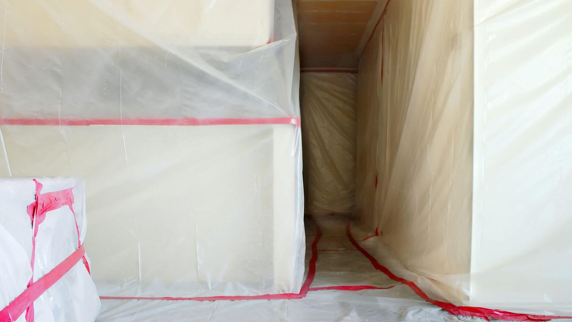 Wie lange bleibt Asbest in der Wohnung? Dauer, Risiken & sichere Lösungen