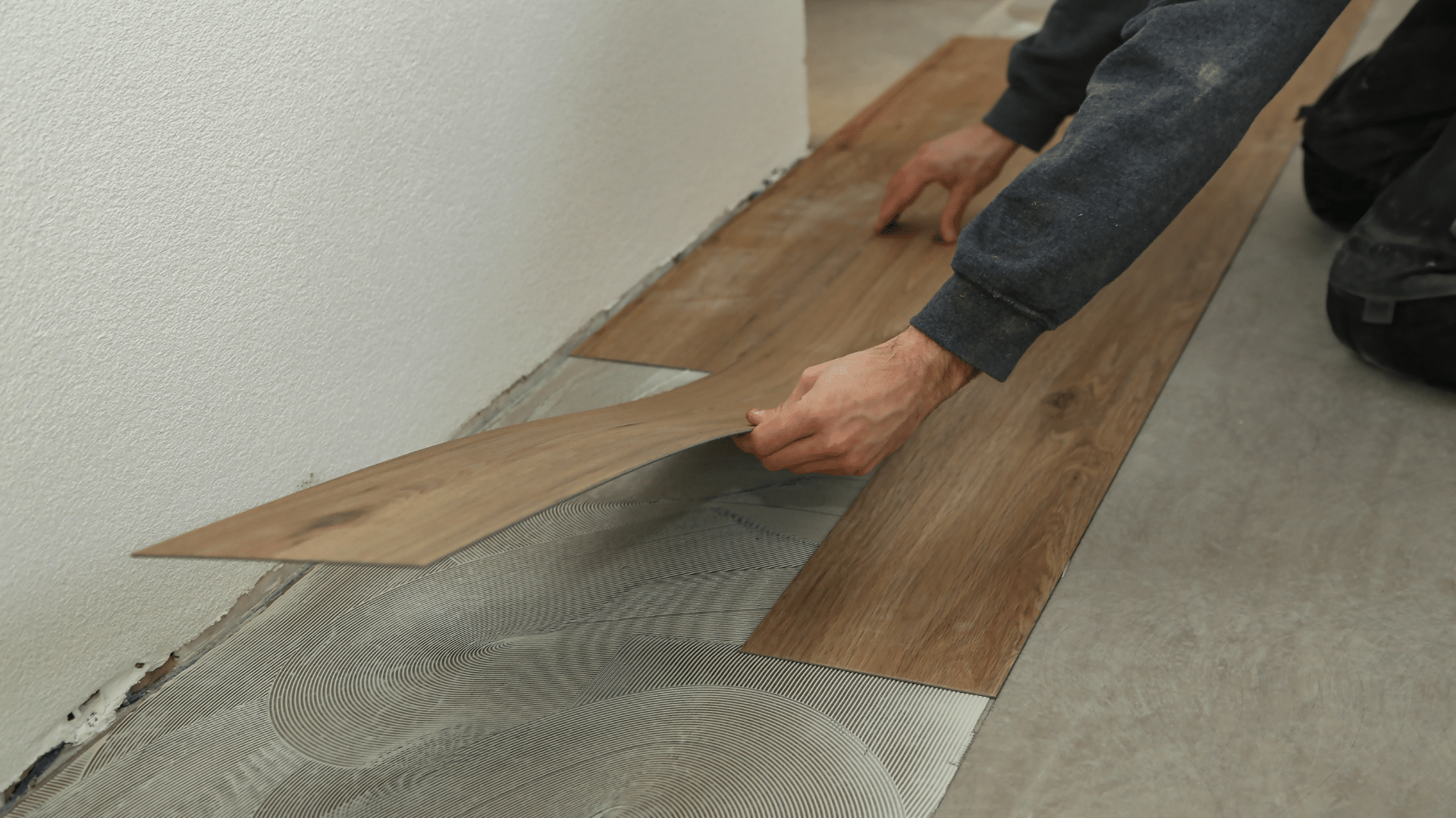 PVC Boden mit Filzrücken Asbest: Cushion Vinyl erkennen