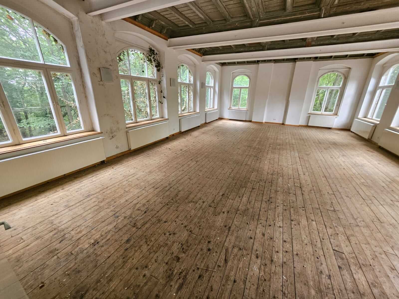 Laminat entsorgen: So machen Sie es richtig