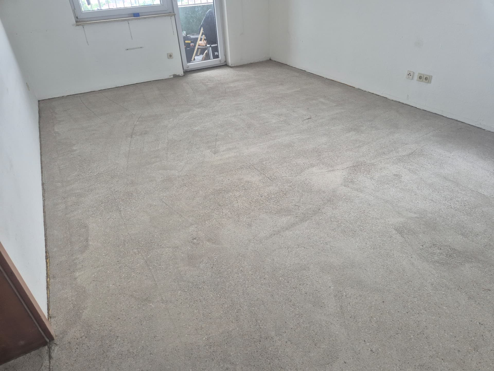 Geschliffener Untergrund nach dem Entfernen der Floorflex-Platten